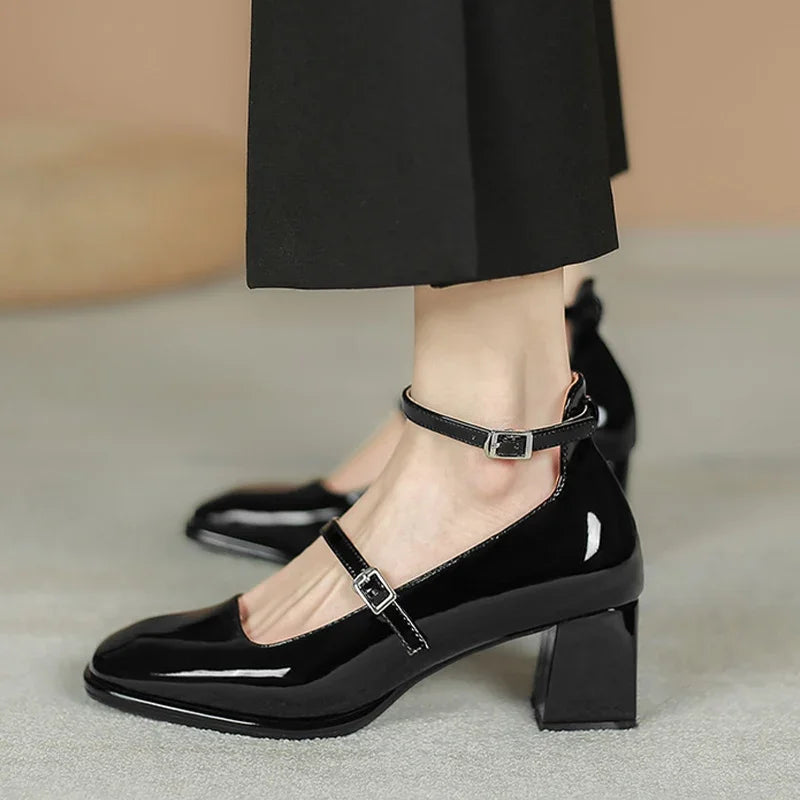 womans-fashion-mary-patent-leather-pumps.jpg