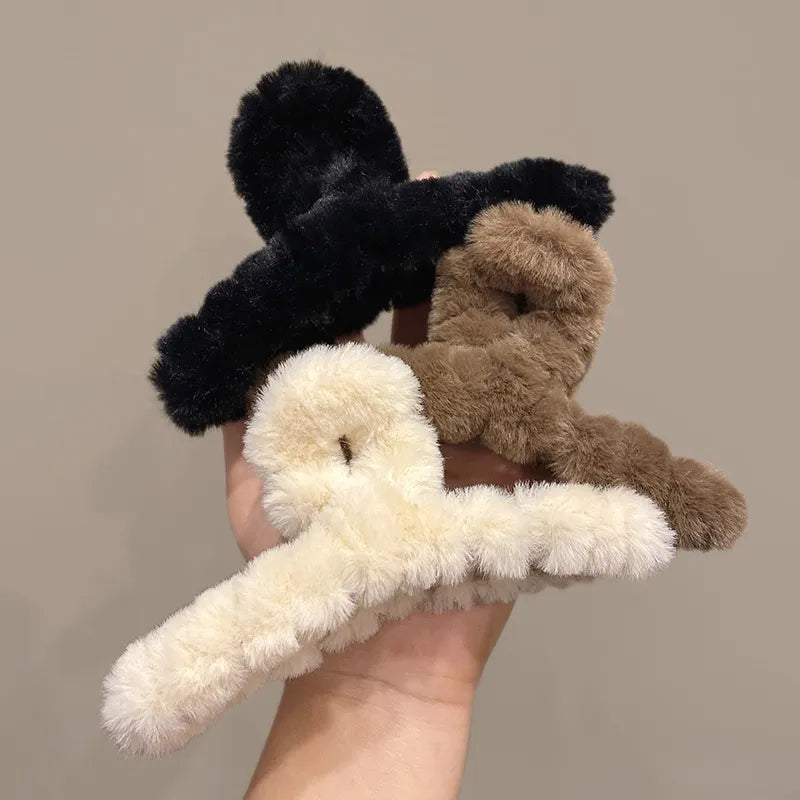 womans-plush-hair-claw-shark-clip.jpg